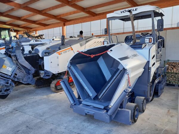 2019 VÖGELE SUPER 1303-3i * 3.500 hrs * NEW WHITE - Image 2