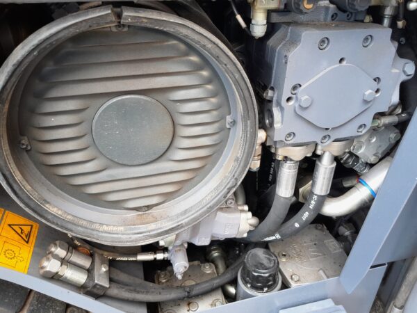 2019 VÖGELE SUPER 1603-3i * 4.900 hrs * NEW screed plates - Image 12