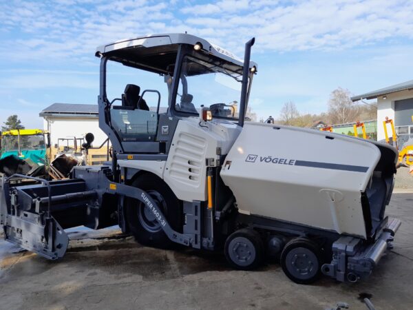 2019 VÖGELE SUPER 1603-3i * 4.900 hrs * NEW screed plates - Image 2