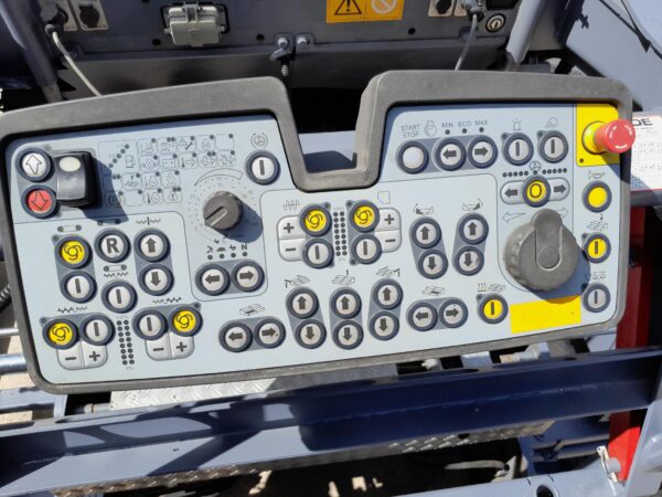 2016 VÖGELE SUPER 800-3i * 4.000 Std. * 3,20 Meter * NIVELTRONIC – Bild 33