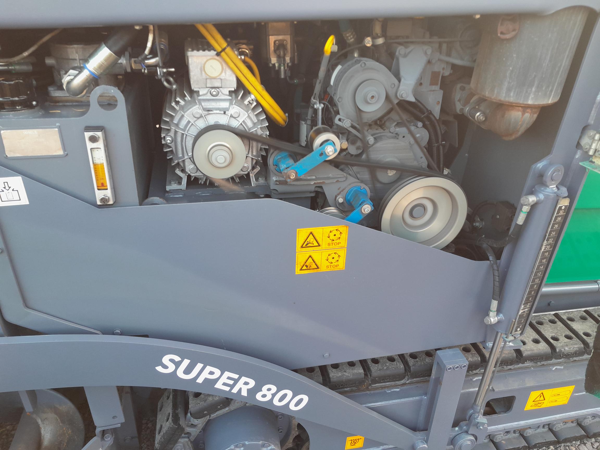 2014 VÖGELE SUPER 800 * 3.300 hrs * 3,20 m * NEW tracks * NEW painting - Image 24