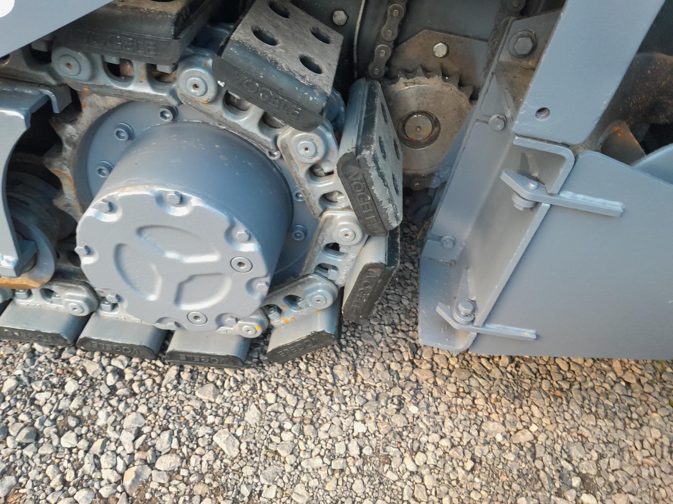 2014 VÖGELE SUPER 800 * 3.300 hrs * 3,20 m * NEW tracks * NEW painting - Image 14