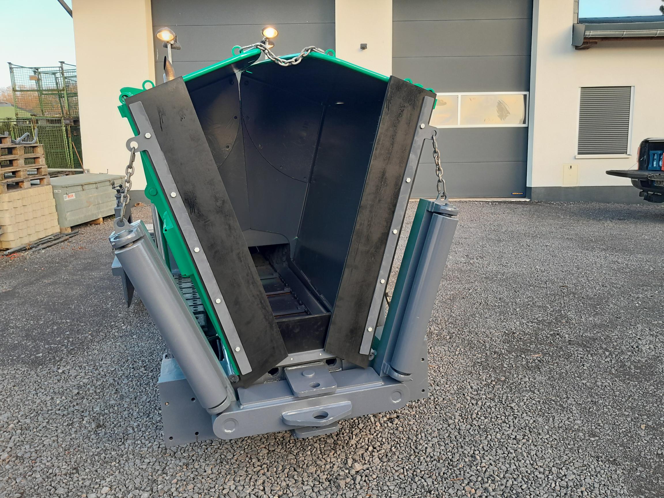 2014 VÖGELE SUPER 800 * 3.300 hrs * 3,20 m * NEW tracks * NEW painting - Image 11